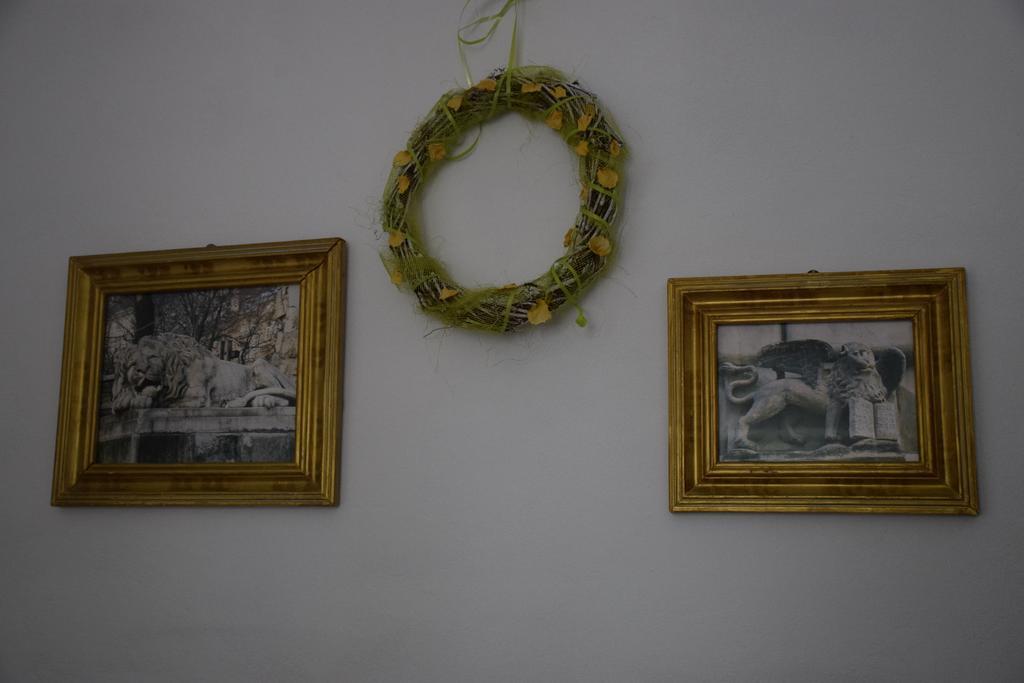 Near Citadel Apartment リヴィウ 部屋 写真